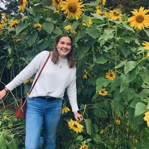 Meet your Posher, Rachel